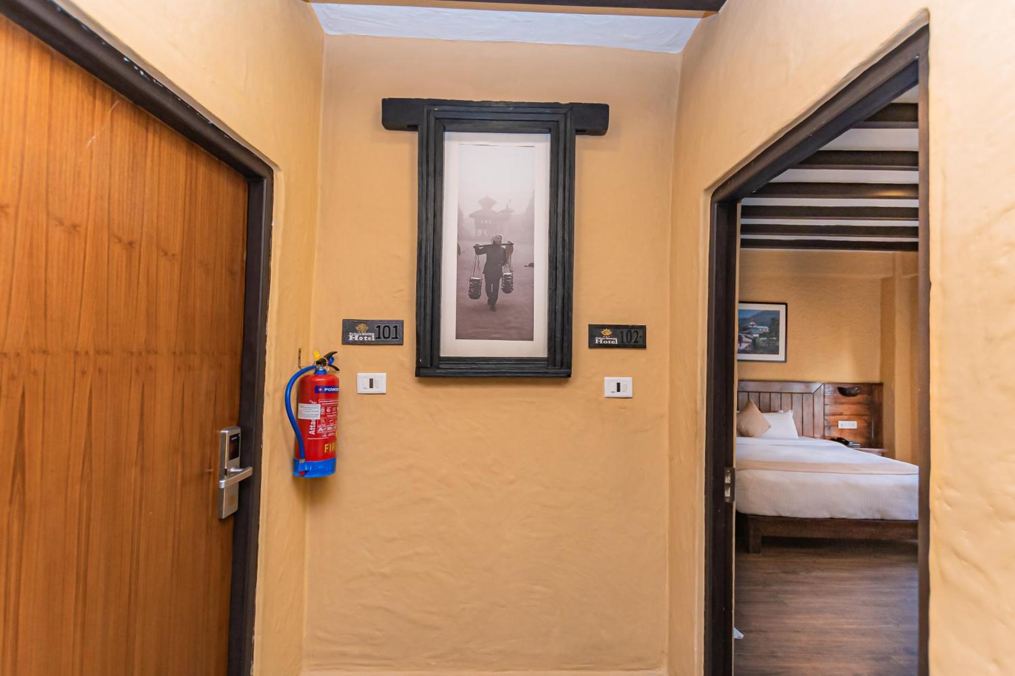 Pokhara Boutique Hotel Екстер'єр фото