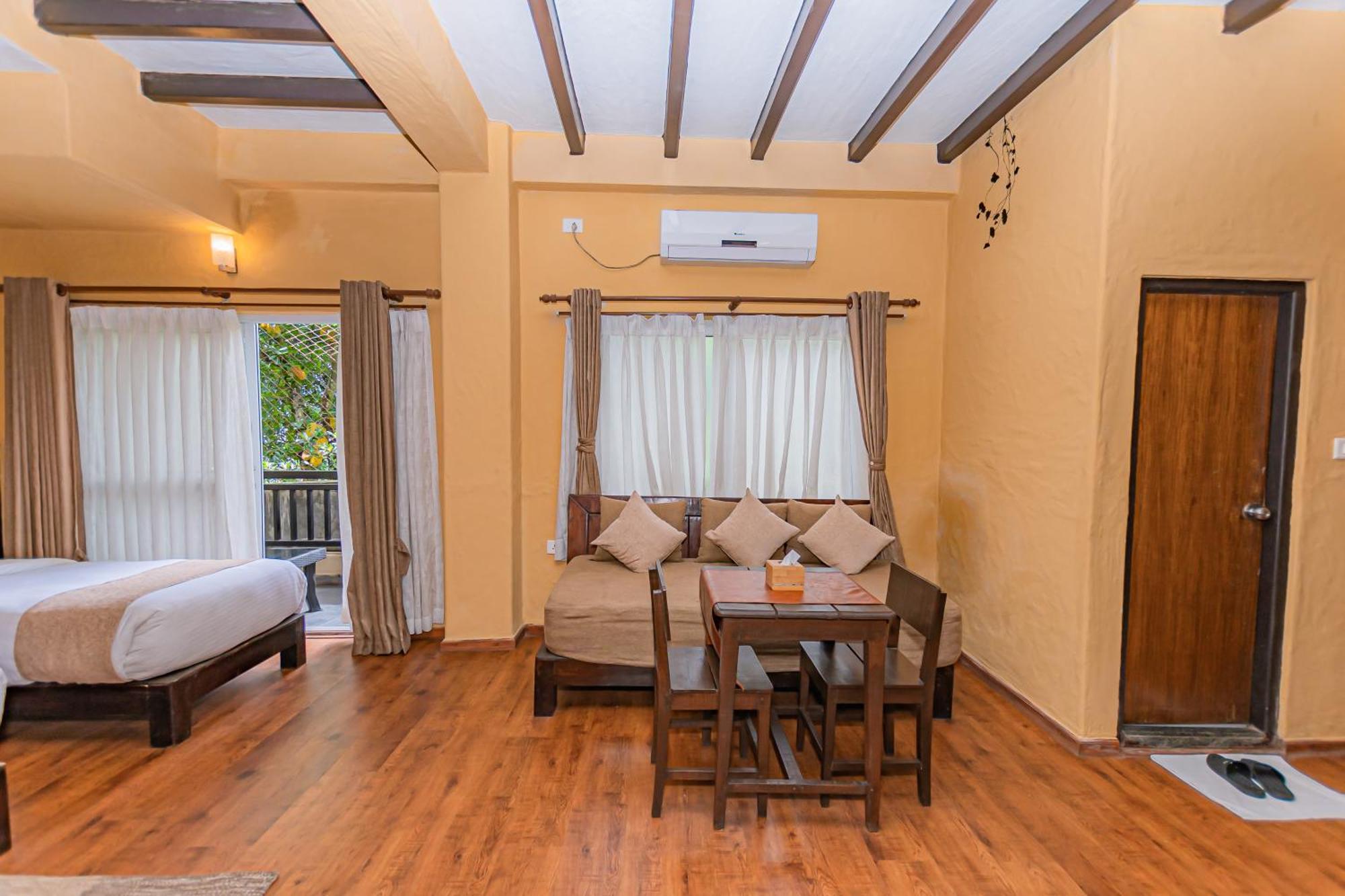 Pokhara Boutique Hotel Екстер'єр фото