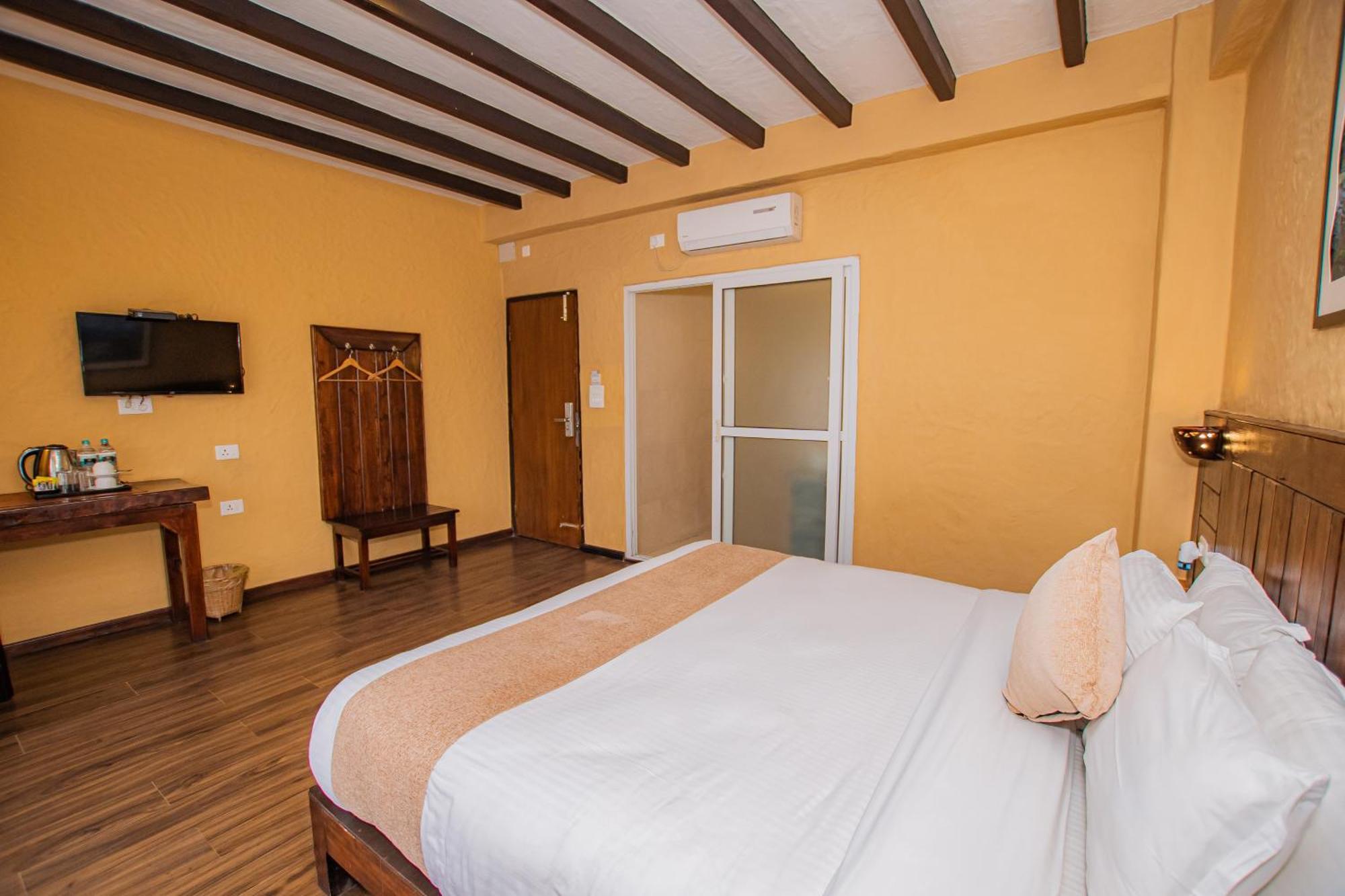 Pokhara Boutique Hotel Екстер'єр фото