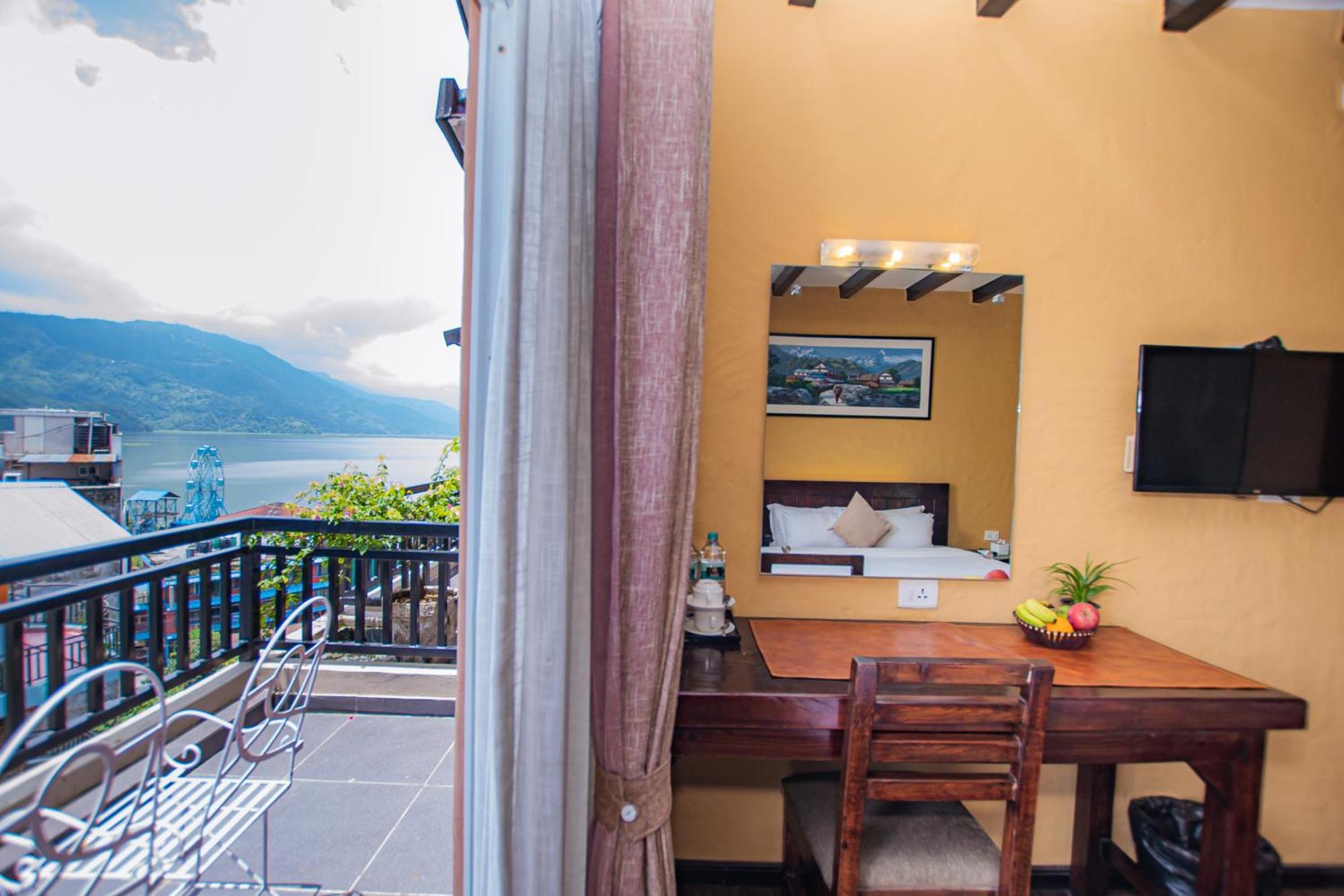 Pokhara Boutique Hotel Екстер'єр фото