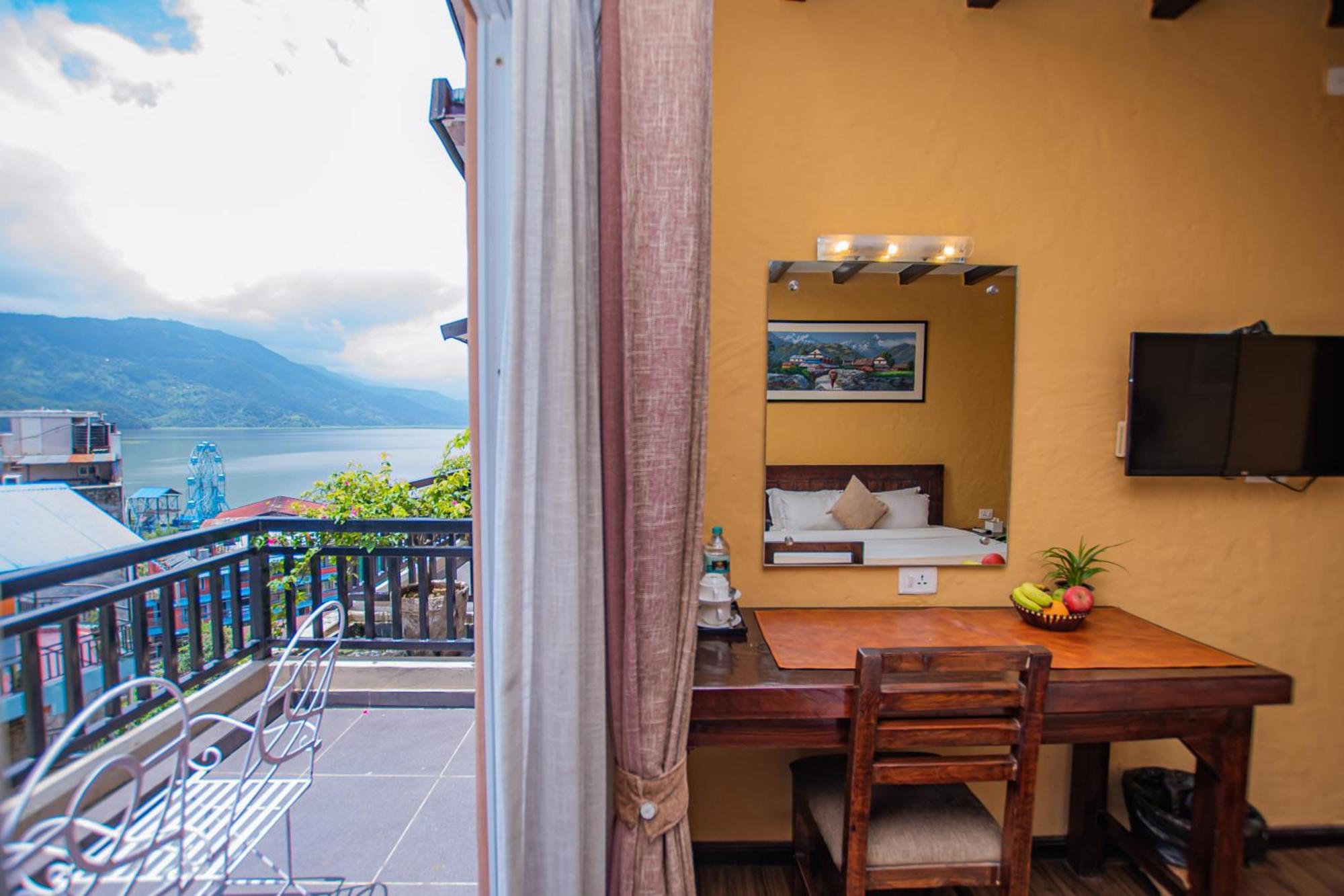 Pokhara Boutique Hotel Екстер'єр фото