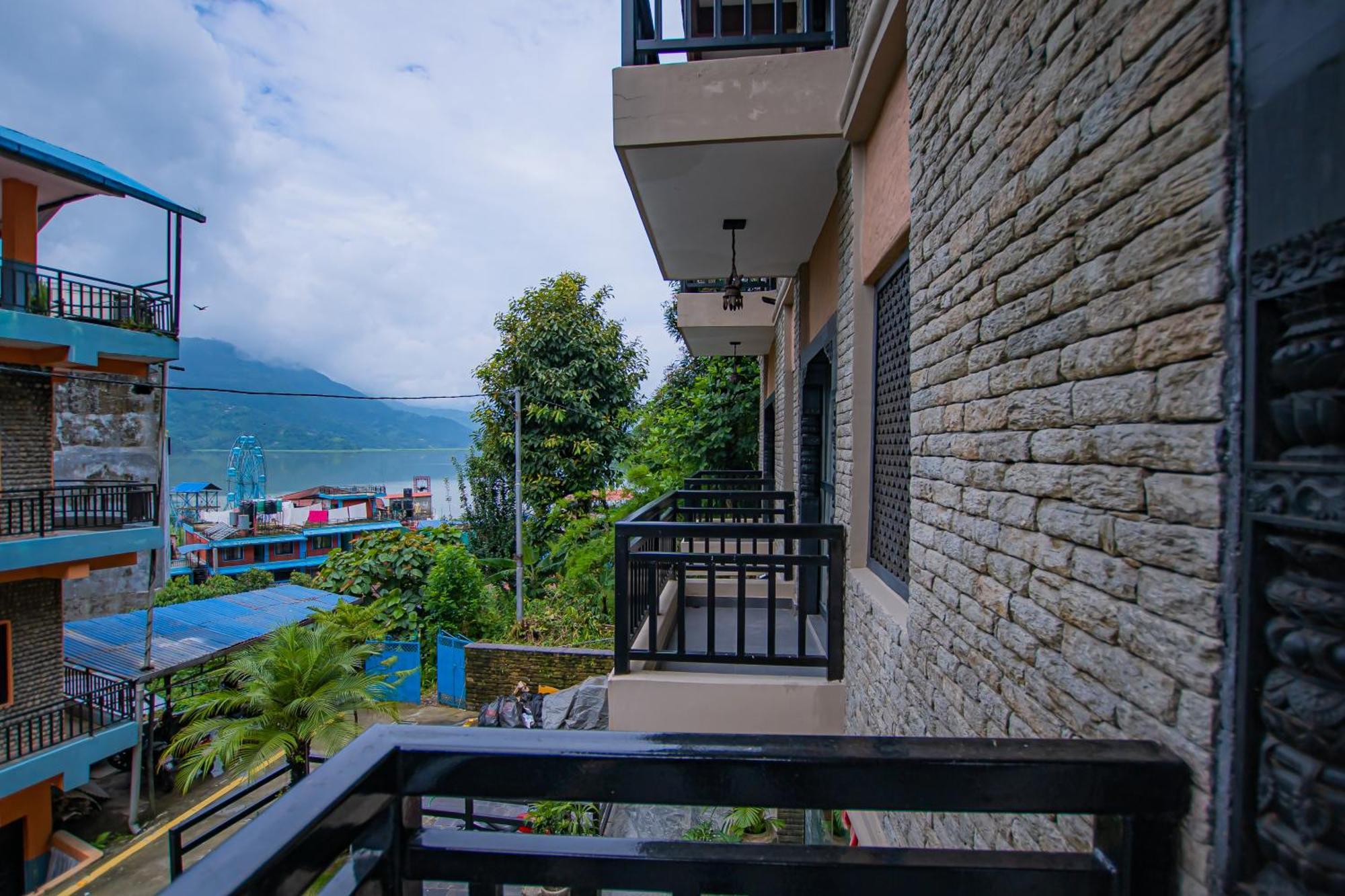 Pokhara Boutique Hotel Екстер'єр фото