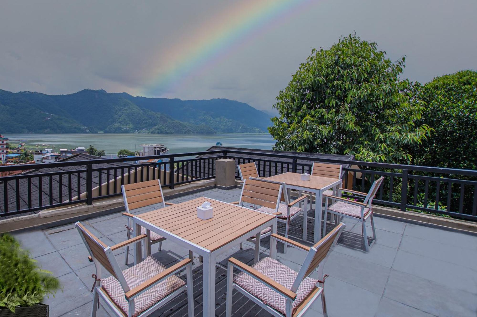 Pokhara Boutique Hotel Екстер'єр фото